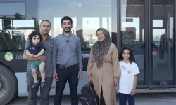 Malatya'da içi ziynet eşyaları dolu unutulan çanta sahibine teslim edildi