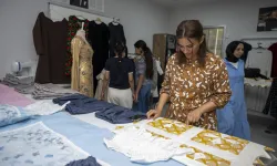Mersin'de kadın kursiyerlerden el emeği sergisi