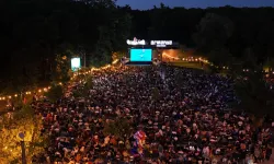 Orman içinde sinema keyfi