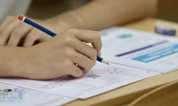 ÖSYM'den YKS açıklaması... Bir sorunun cevabı değişti, bir soru iptal edildi!