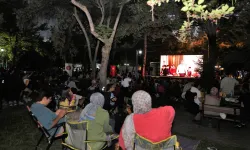 Ankara Keçiören'de açık hava sinema keyfi