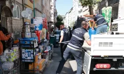 Bursa Osmangazi'de kaldırımlar işgalden temizlendi