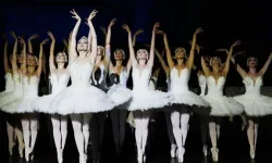 Denizli Opera ve Bale Günleri'nde 'Kuğu Gölü' büyüsü