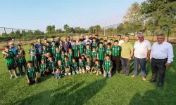 Sakarya'da çocukların yüzü güldü