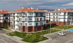 Türkiye'de konut satışı düştü, Ağrı'da yükseldi