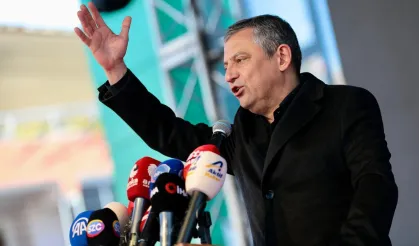 Manisa'da Özgür Özel'den toplu açılışlar