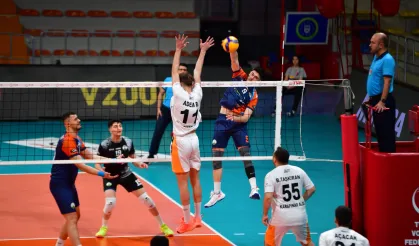 Osmangazi Belediyespor voleybolda şov yaptı