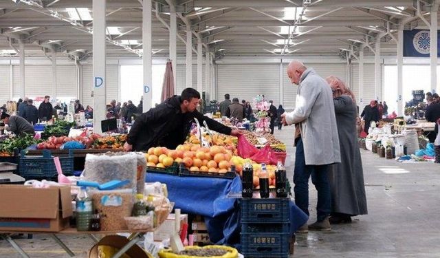 Konya Selçuklu'da Kapalı pazarlarla konforlu alışveriş