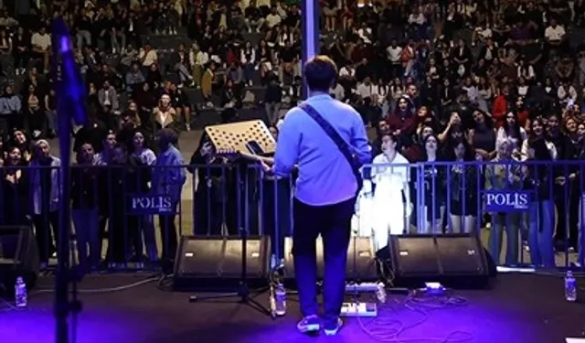 ​​​​​​​Denizli’de gençlik konserleri ile bayram coşkusu
