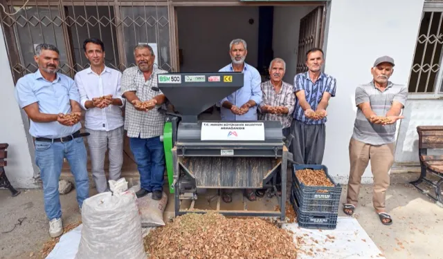 Mersin’de badem üreticisine teknolojik destek