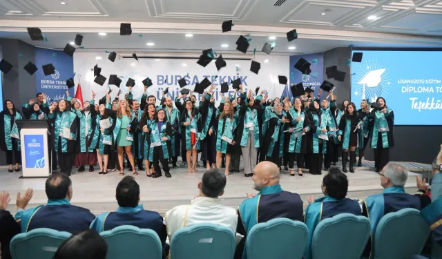 BTÜ'de lisansüstü mezuniyet coşkusu...449 öğrenci kep attı