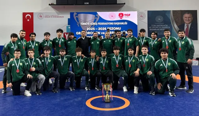 Konya Karataylı yıldız güreşçilerden Türkiye ikinciliği