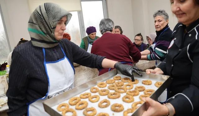 Kocaeli'de kandil simitleri Saygınlar Kulübü'nden