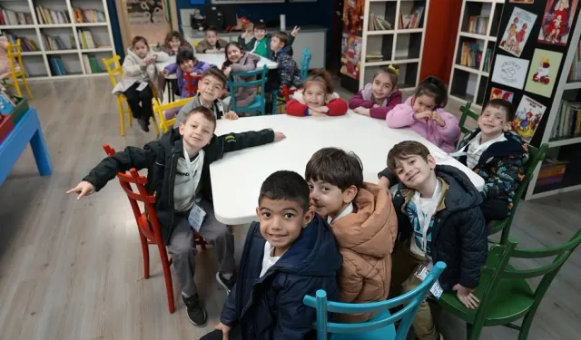 İstanbul Maltepe'de minikler kitaplarla buluştu