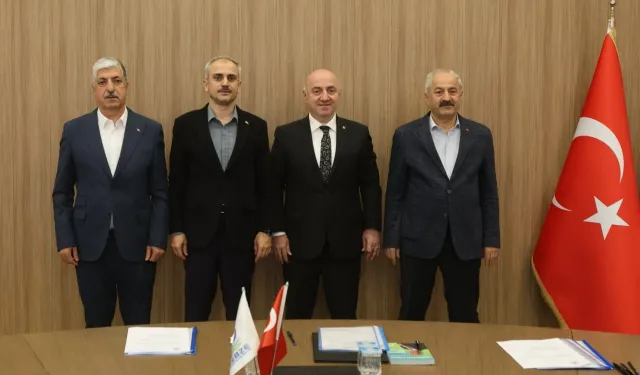 Gebze Belediyeler Birliği Başkanı Çayırova'ya emanet