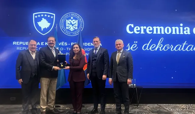 Rifat Hisarcıklıoğlu Kosova Cumhurbaşkanlığı Liyakat Madalyası