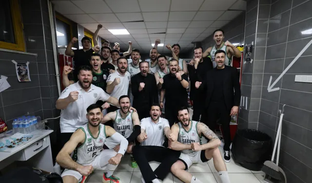 Sakarya potada 2-0 öne geçti