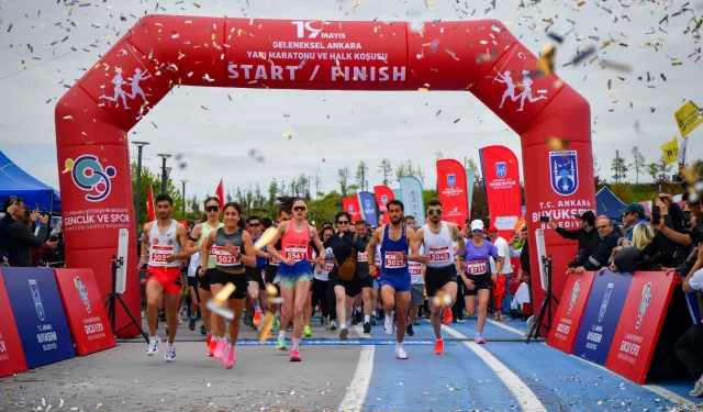 Ankara ATA Çiftliği'nde binlerce sporcu koştu