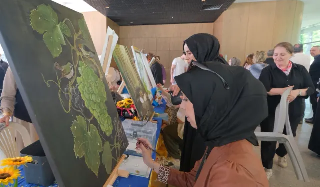 Bursa İnegöl'de İnesmek kursiyerlerinin eserleri görücüye çıktı