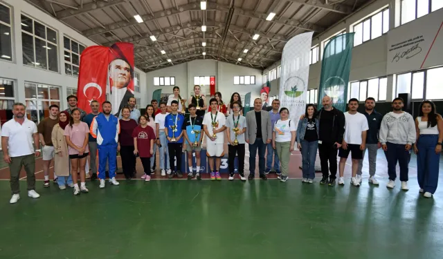 Bursa Osmangazi'de geleceğin raketleri korta çıktı