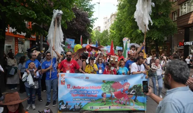 Eskişehir'de Çocuk ve Gençlik Tiyatrosu Festivali sona erdi