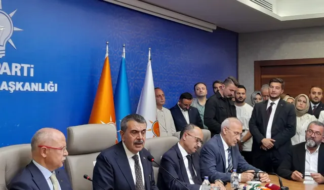 Bakan Tekin Bursa'da eğitimde dönüşümü anlattı