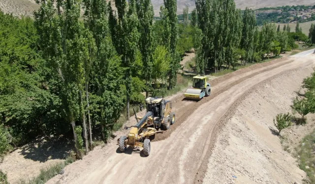 Malatya'da 3 ilçeyi bağlayan grup yolunda büyük dönüşüm