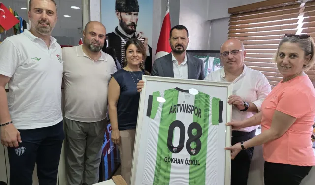İş İnsanı Özkül'den Artvinli gençlere spor desteği çağrısı