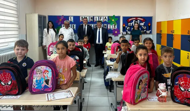 Lalapaşa'da minik öğrencilere okul desteği