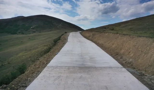 Ordu'da Çambaşı-Mesudiye yolunda beton çalışması