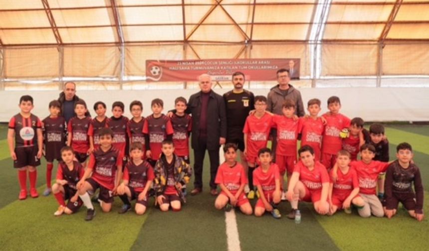 Nevşehir Belediyesi İlkokullar Arası 23 Nisan Futbol Turnuvası başladı