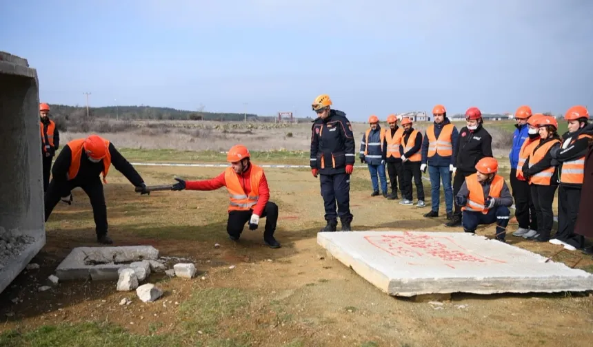 Keşan’da gönüllü afet ekibi tatbikatta