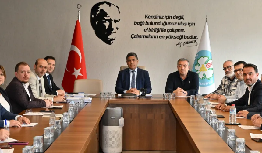 Manisa'da yeni encümen üyeleriyle ilk toplantı yapıldı