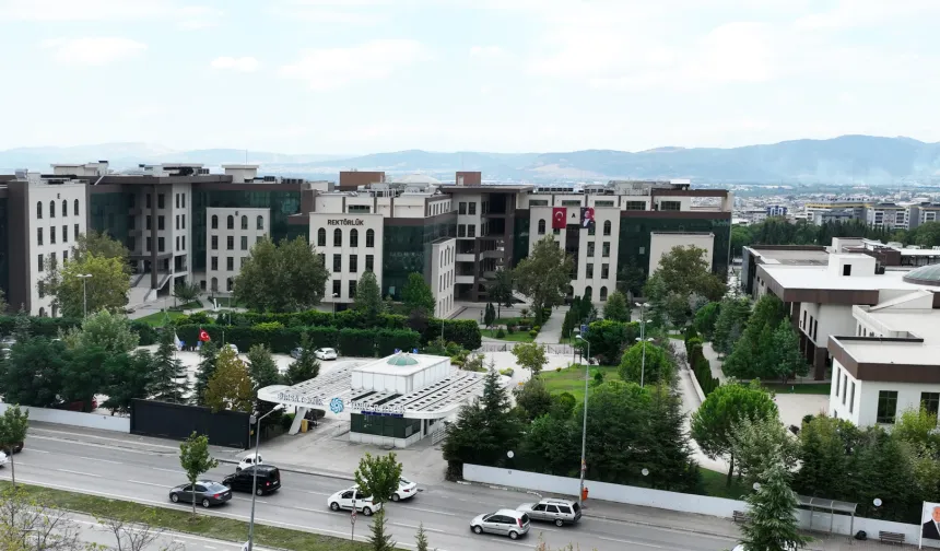 Bursa Teknik'in matematik çalışması teknolojiye ışık tutuyor