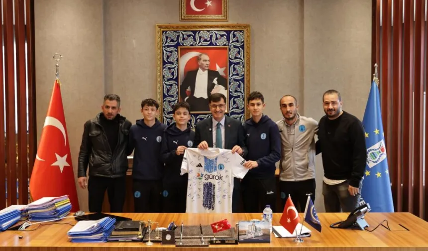 Kütahyaspor U-15'ten namağlup şampiyonluk