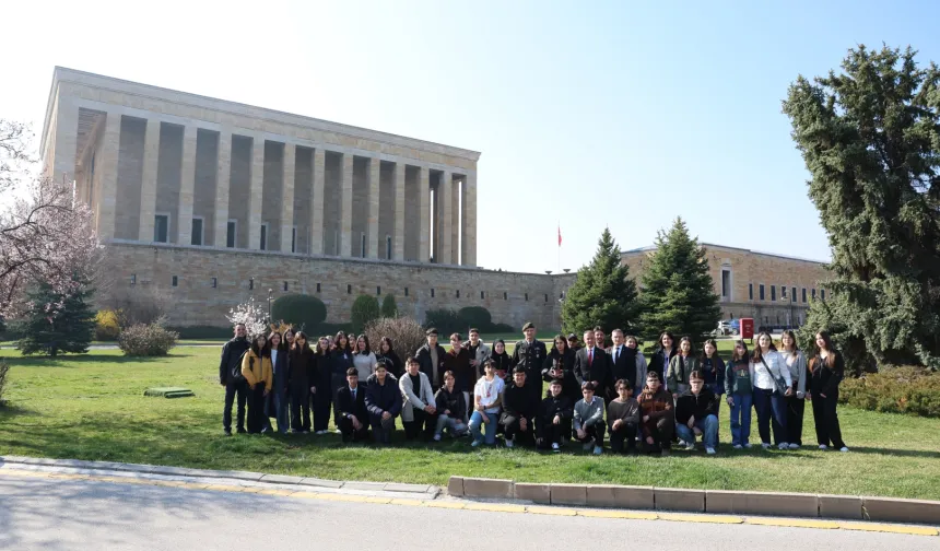 Yürüyen Köşk'ün çınarı Anıtkabir'de hayat buldu... O ağaç klonlama ile çoğaltıldı