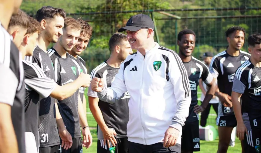 Başkan Büyükakın'dan Kocaelispor'a moral ziyareti